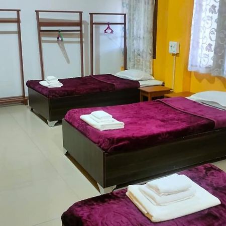 Iranyai Homestay 因帕尔 外观 照片