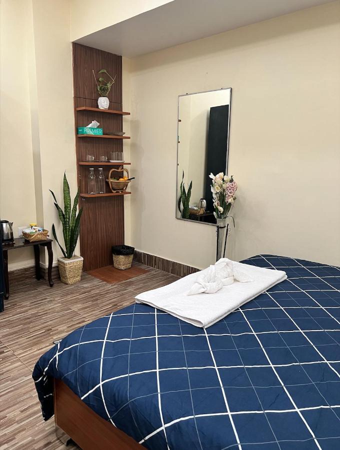 Iranyai Homestay 因帕尔 外观 照片
