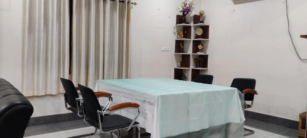 Iranyai Homestay 因帕尔 外观 照片