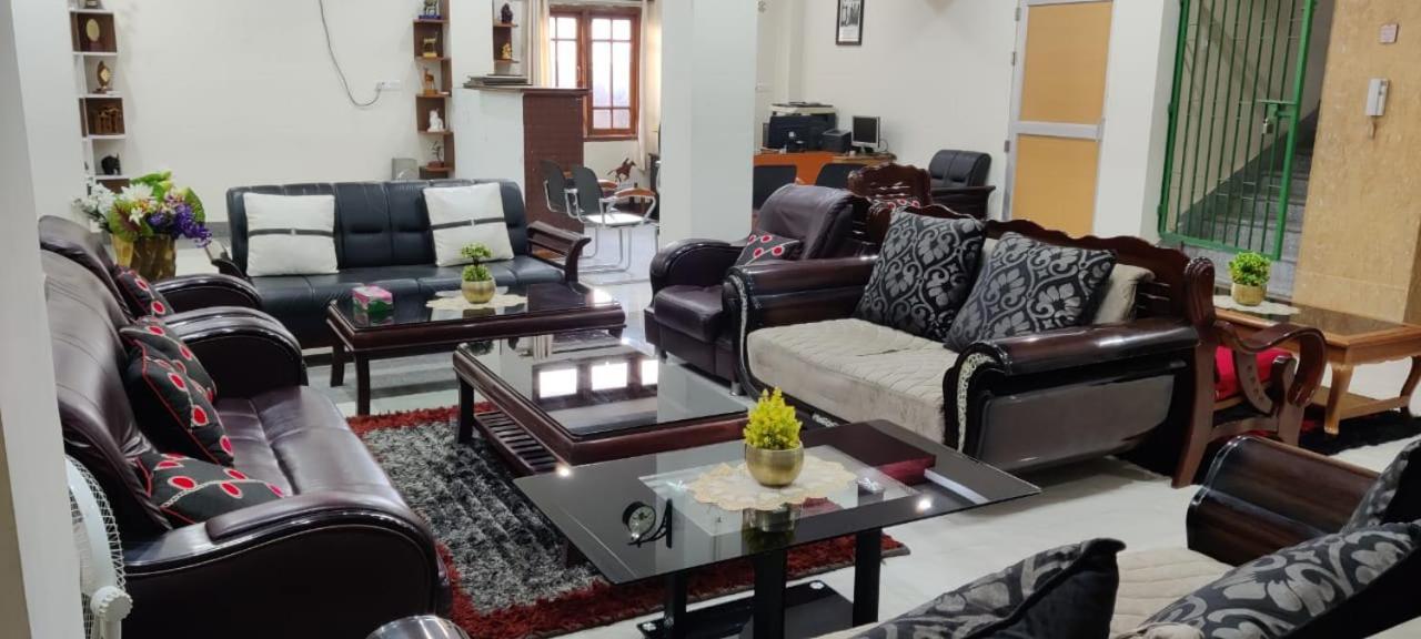 Iranyai Homestay 因帕尔 外观 照片