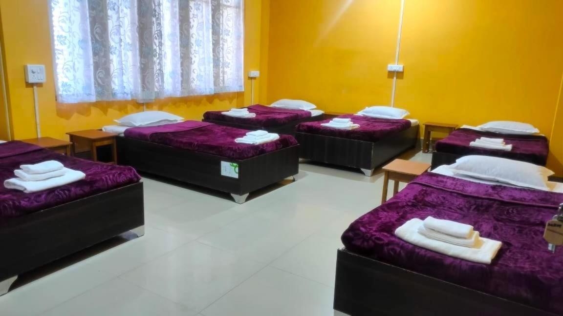 Iranyai Homestay 因帕尔 外观 照片